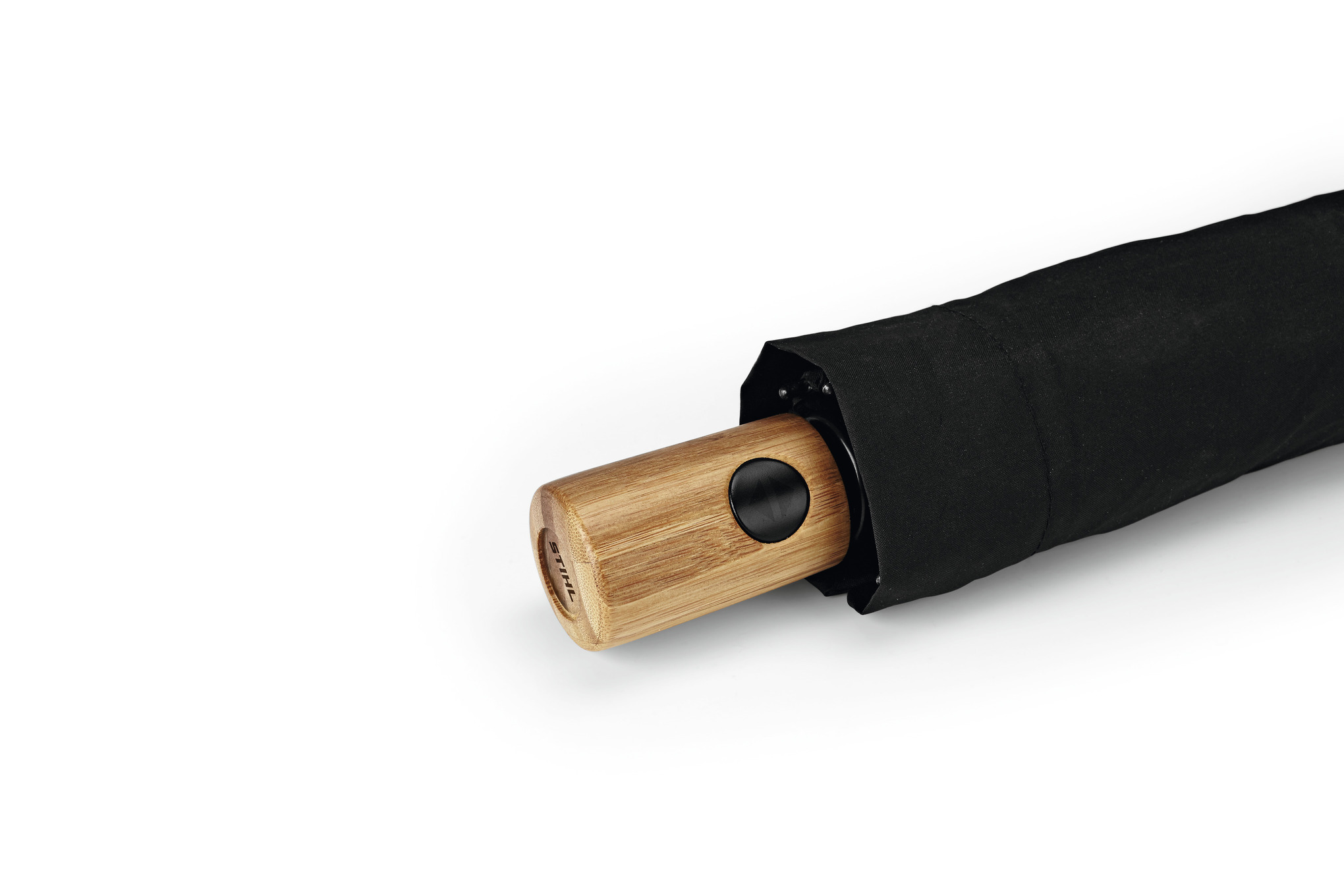 Kišobran sa drškom od bambusa